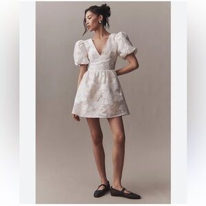 Anthropologie Elliatt Octavia Puff-Sleeve V-Neck A-Line Mini Dress